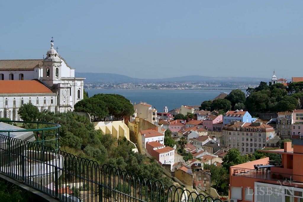 Convento da Graça, seen from the Senhora do Monte Viewpoint