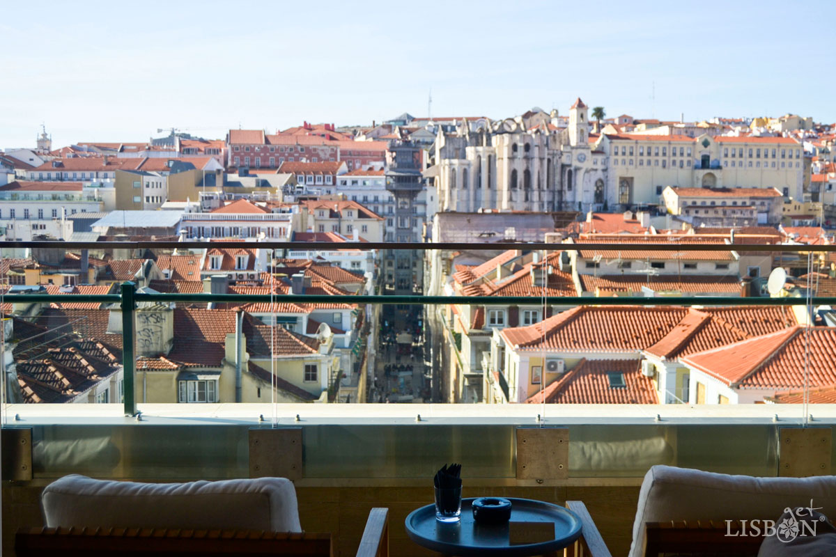 Vista para o Elevador de Santa Justa do Restaurante Less Baixa