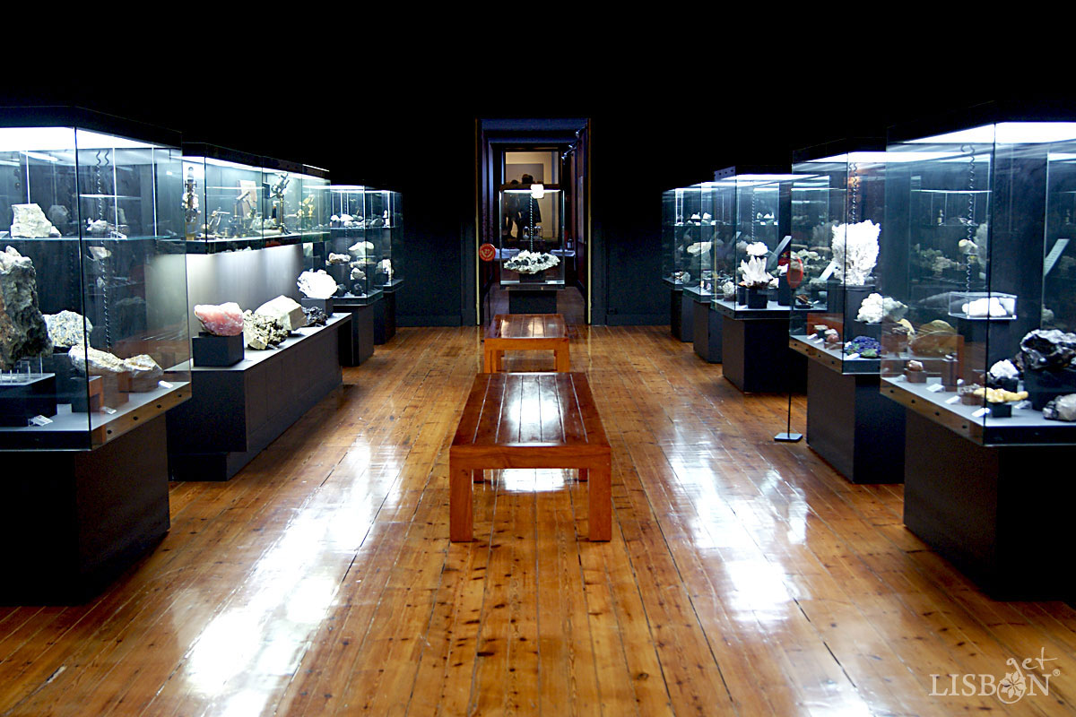 Sala de Mineralogia, Museu Geológico, Lisboa