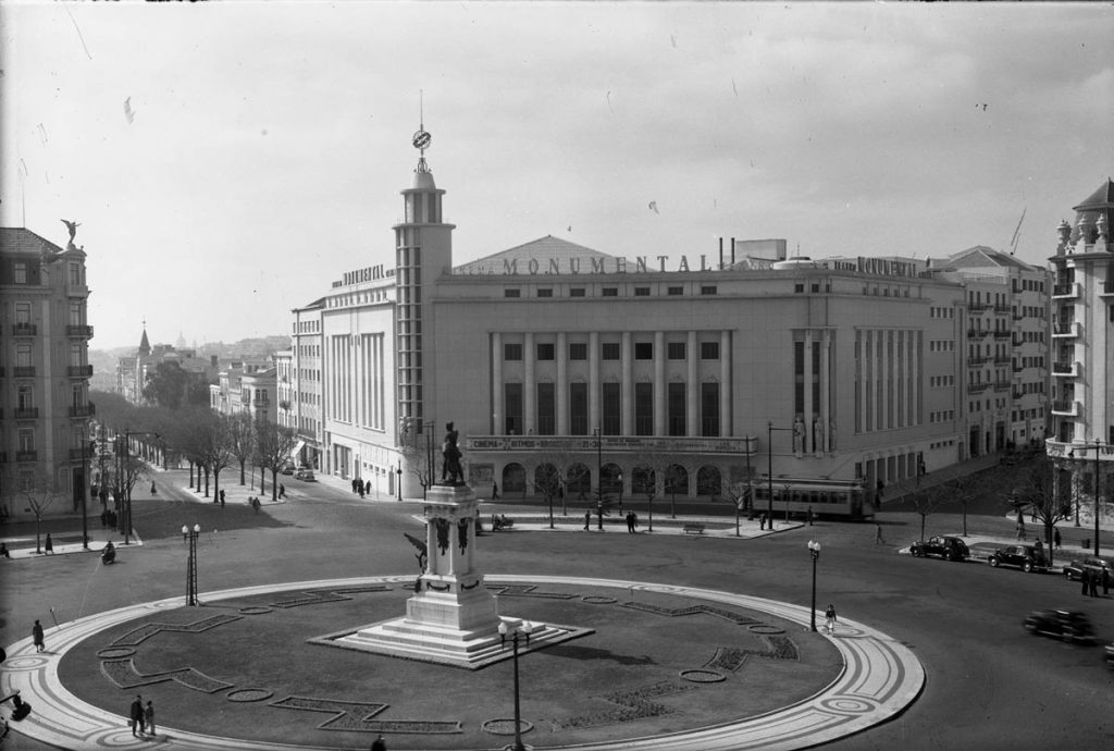 Cine-Teatro Monumental, uma sala de espectáculos cujo desaparecimento gerou polémica e que continua como uma ferida aberta na memória não só dos lisboetas mas dos portugueses em geral