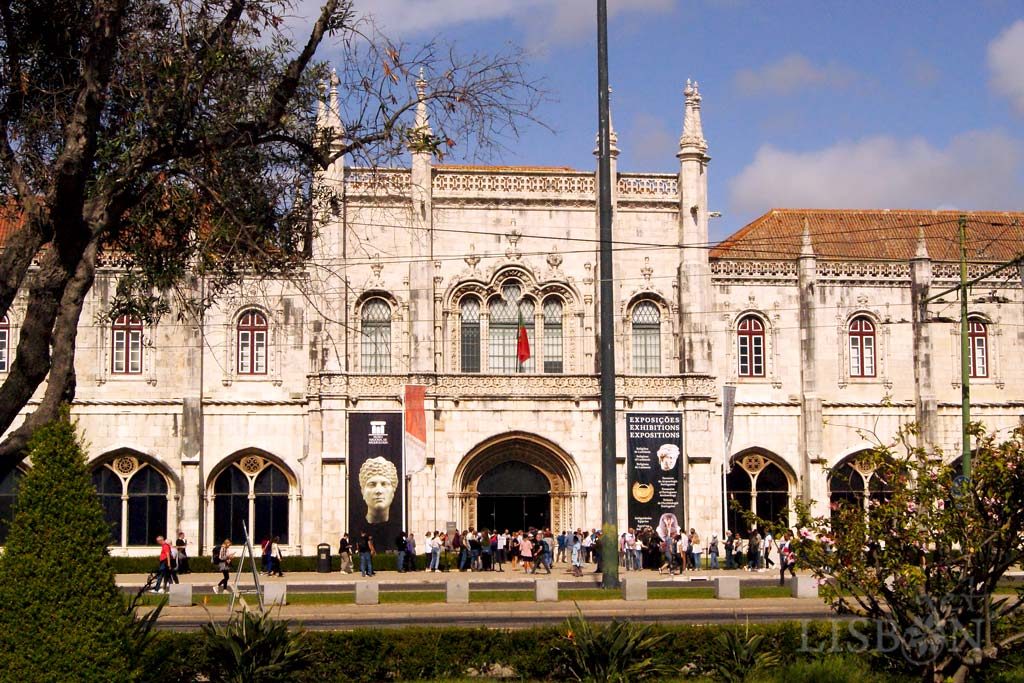 Arte do Antigo Egipto nos Museus de Lisboa: Fachada do Museu Nacional de Arqueologia