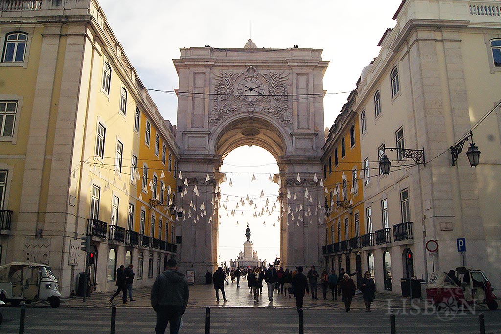 North side of the Triumphal Arch of Praça do Comércio where the clock is placed