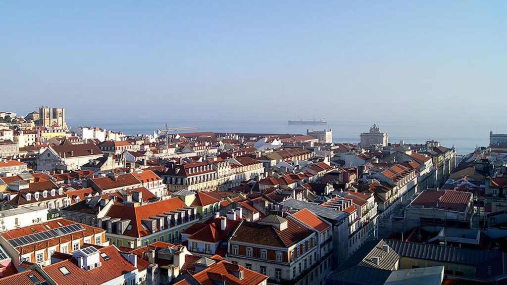 A Luz de Lisboa Tem Magia; Vista da baixa pombalina e do rio Tejo
