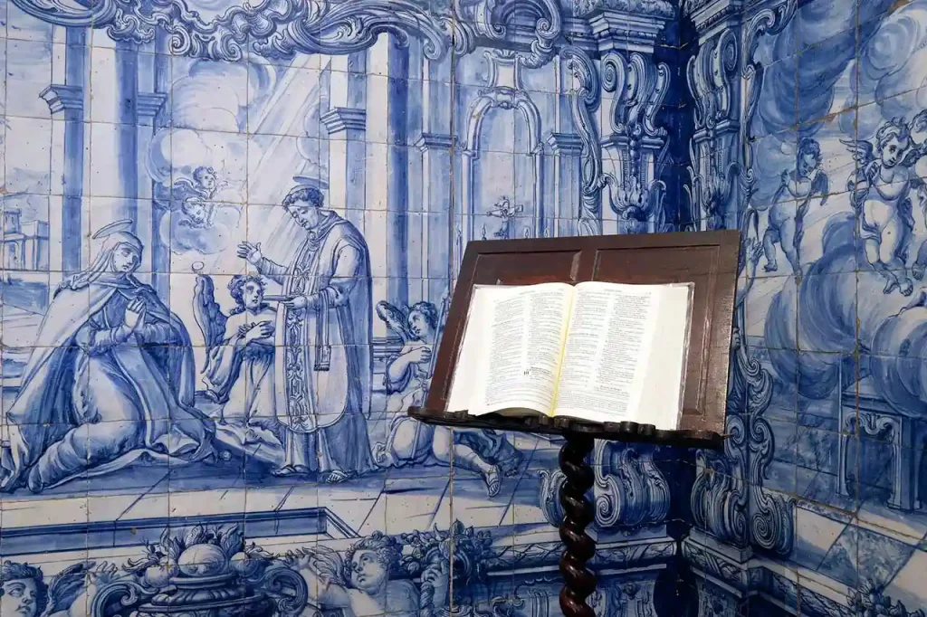 Azulejos portugueses, sacristia do Convento dos Cardaes