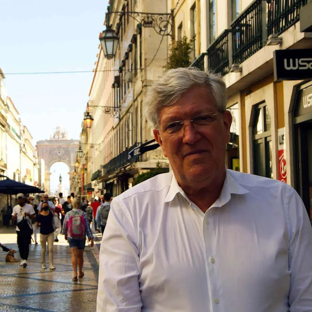 Luís Lopes, Official Tour Guide and author of the Private Walking Tour Italian Lisbon