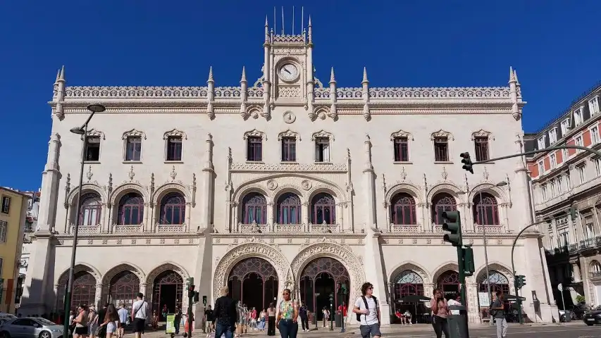 Private Walking Tour The Railway Stations of Lisbon - Central Station of Rossio