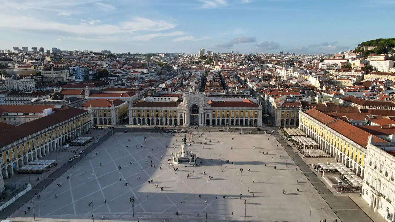 Private Walking Tour Private Walking Tour Lisbon and the 1755 Earthquake -  Aerial view of Comércio Square and Pombaline Downtown